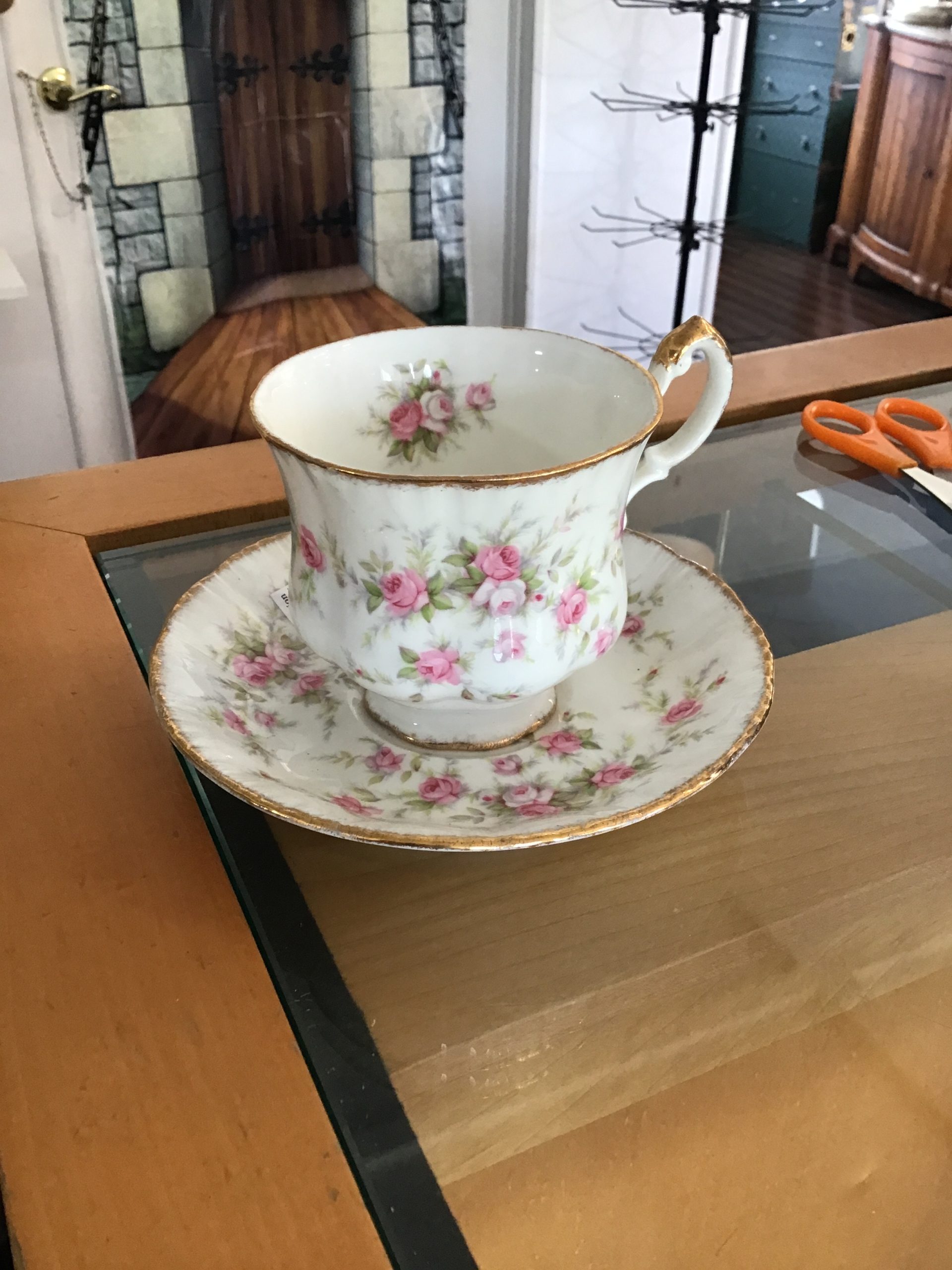 Tea Cup & Saucer Set
